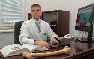 dr n. med. Tomasz Guszczyn, Ortopeda